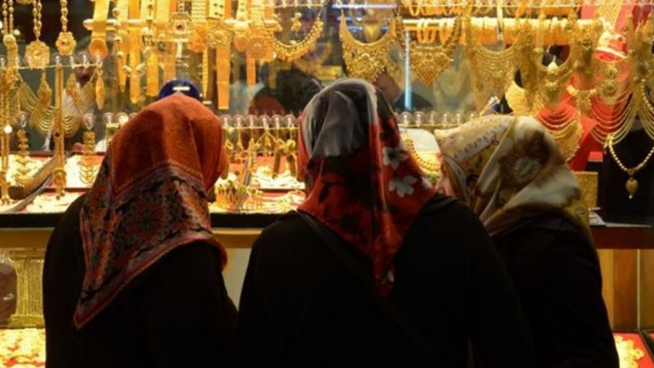 طلا یک‌دفعه ارزان شد