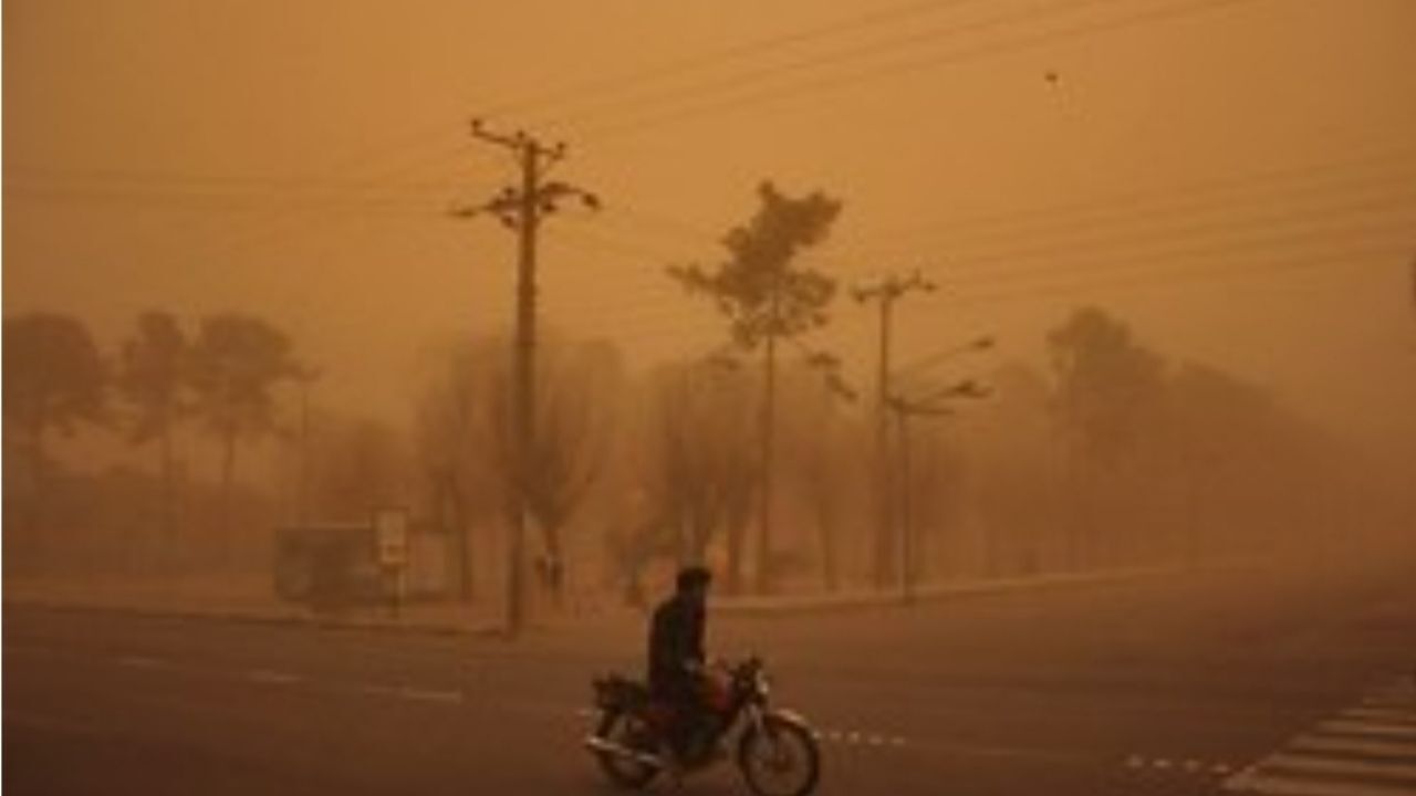 اورژانس: مراجعه 52 نفر به مراکز درمانی در پی طوفان سیستان و بلوچستان