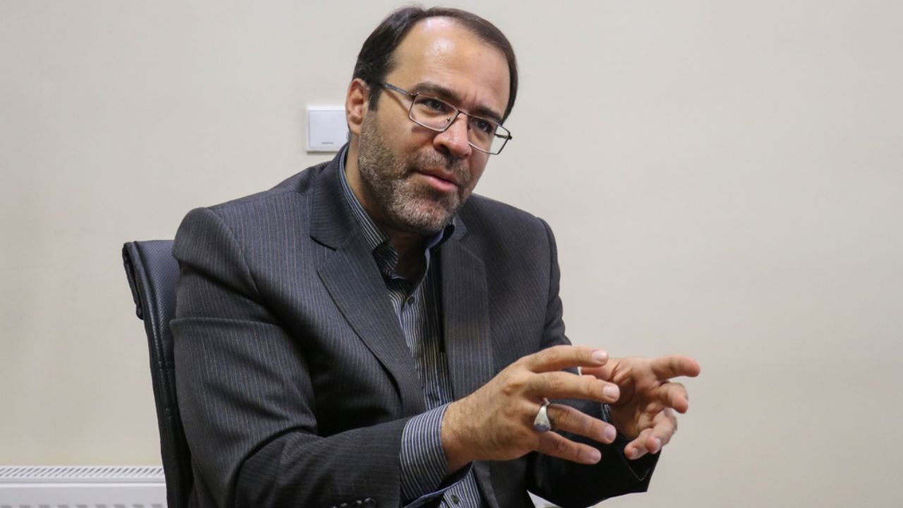 بانک‌ها به سمت مال سازی رفته اند/ بانک‌ها خود را موظف به اجرای سیاستگذاری‌های بالادستی نمی‌بینند/ انحراف در هدایت منابع بانکی و قرض الحسنه برای رفع مشکلات مردم