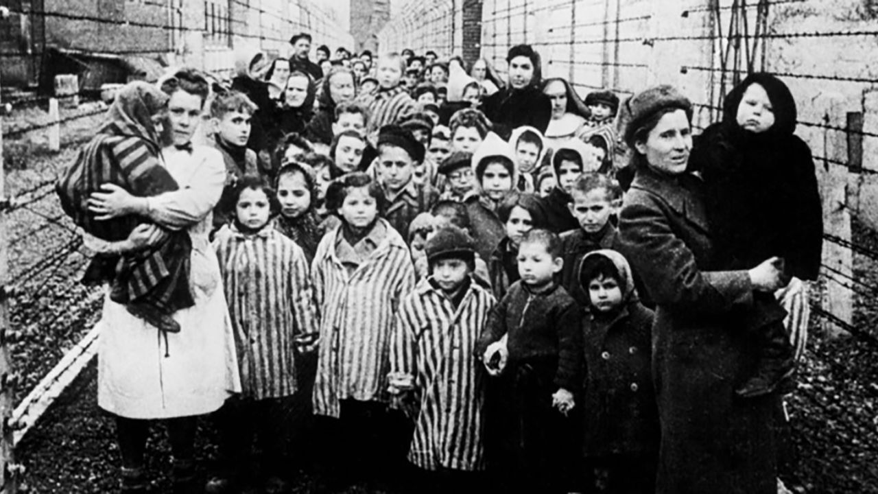 محاکمه نگهبان 100 ساله اردوگاه مرگ نازی‌ها آغاز شد