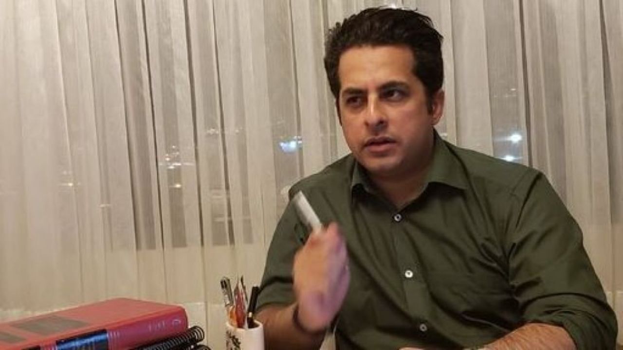 تحریف اظهارات ظریف در روز روشن پدیده جدیدی نیست/ شبهه در مورد سازوکار‌ها و اصطلاحات حقوقی اتحادیه اروپا به وفور در جلسات «کمیسیون ویژه برجام» به ریاست زاکانی هم نمایان می‌شد/ در ضمیمه 5 برجام 4 بار این عبارت ذکر شده که مفاد «تصمیم» [شماره فلان] شورای اتحا