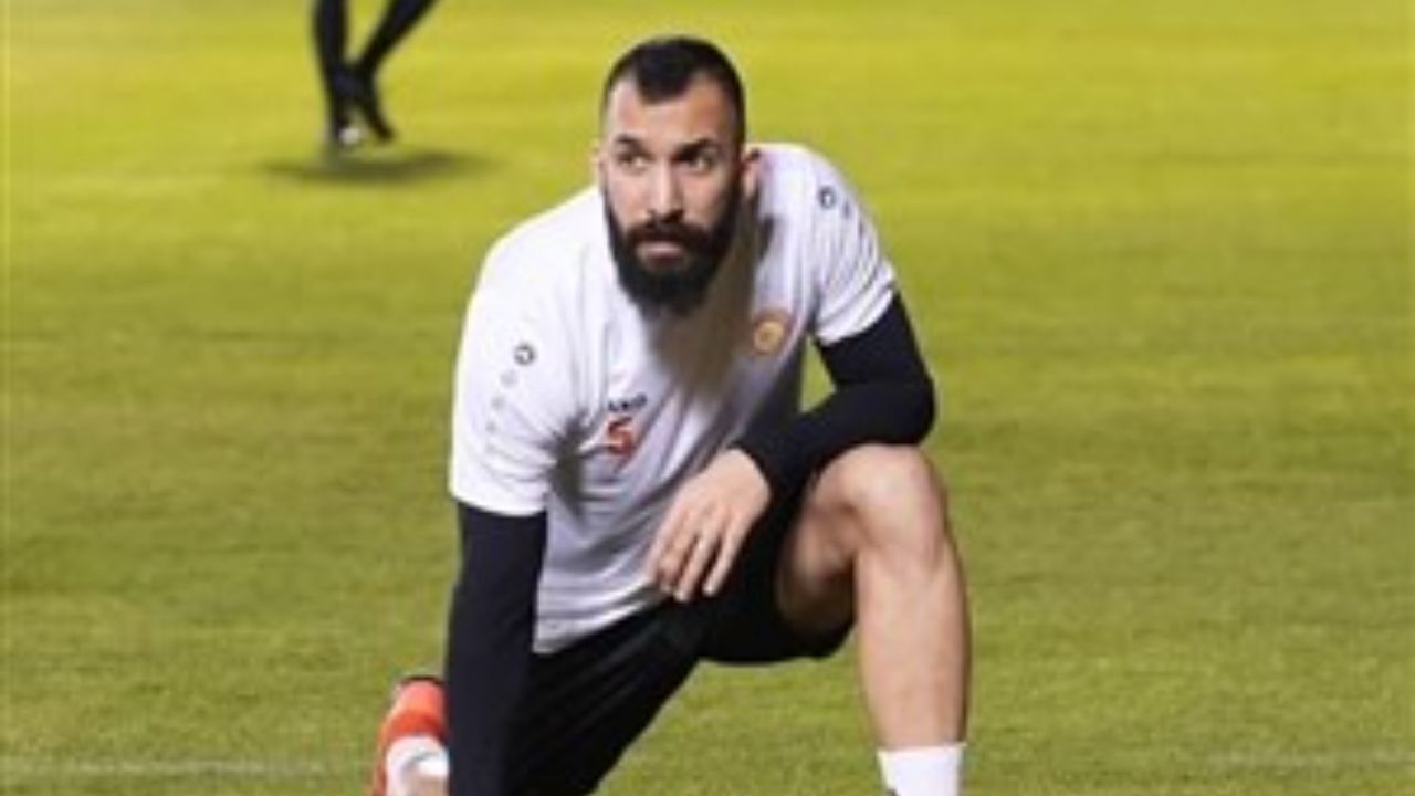 روزبه چشمی بالاخره به تهران رسید