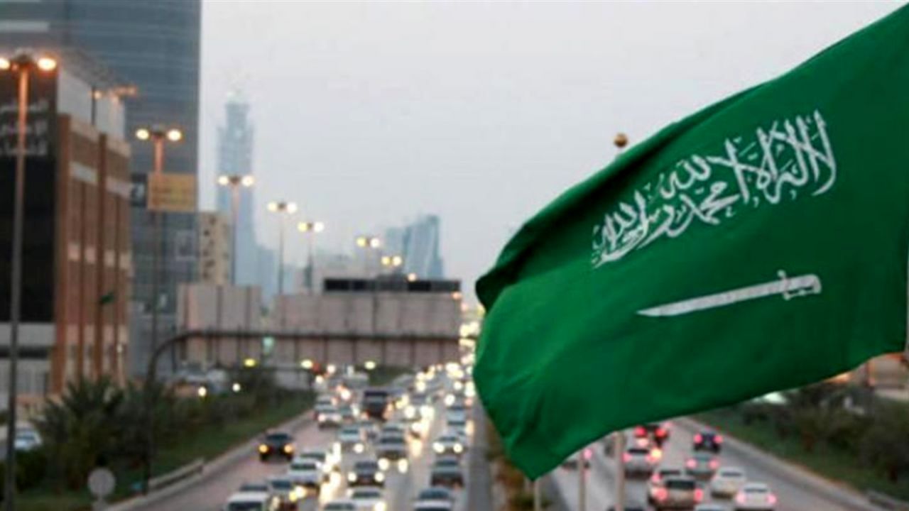 عربستان برای تصویربرداران حوادث خیابانی جریمه تعیین کرد