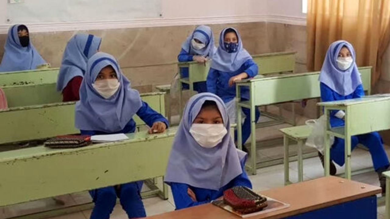 سرانجام بازگشایی مدارس در آبان چه می‌شود؟