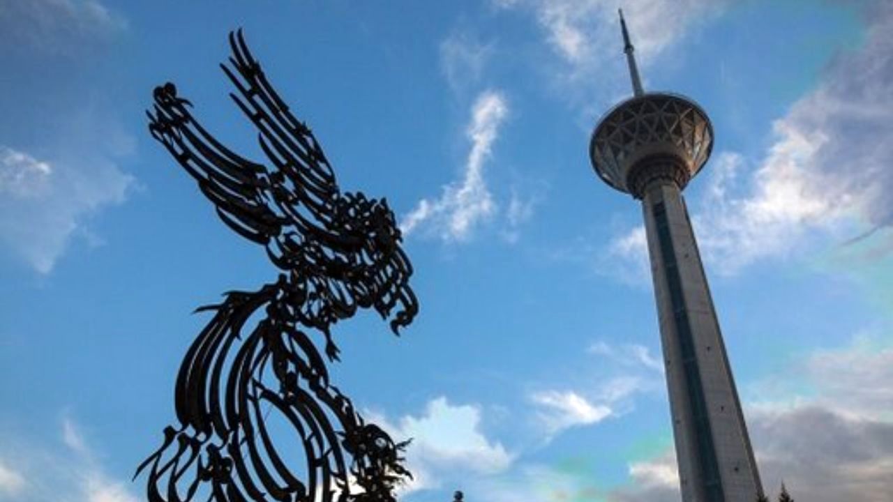جشنواره جهانی فیلم فجر منحل نشده است/ از "فیاپف" خارج نمی‌شویم، آدرس غلط ندهید