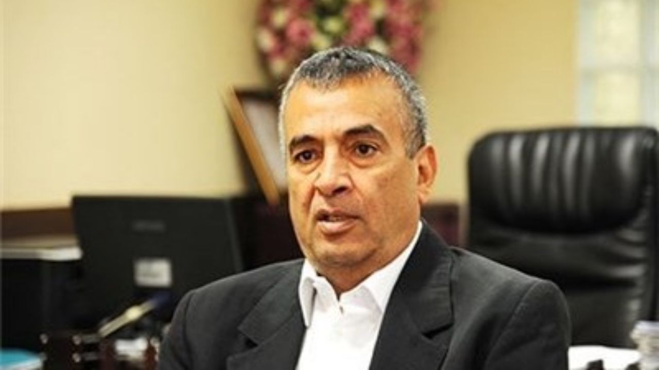بازدید ابراهیم درستی از چهارمین نمایشگاه بین‌المللی مواد و صنایع شیمیایی، تجهیزات و خدمات آزمایشگاهی