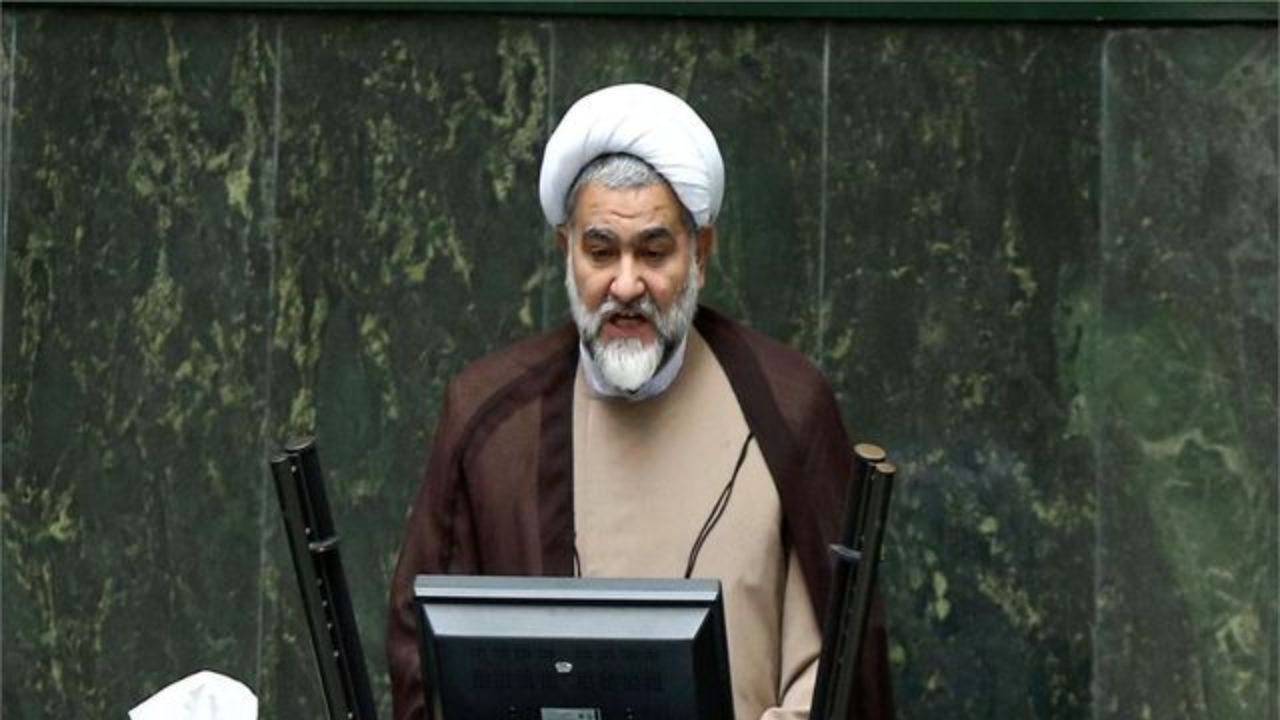 انتقاد روزنامه جوان به اظهارات اخیر نوروزی نماینده مجلس / علیه ایشان اعلام جرمی شده که معلوم نیست به کجا رسید / گویا معنای «جعلی» را هم نمی‌داند! چون گفت‌و‌گو را کار منافقین می‌داند