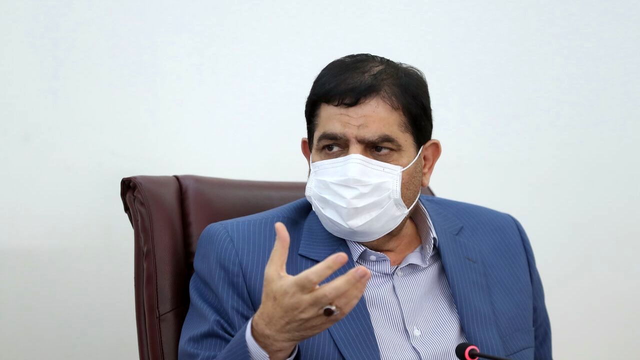 کاغذ مورد نیاز نشر و مطبوعات تامین می‌شود/ برنامه‌ریزی فوری برای خودکفایی در تولید کاغذ