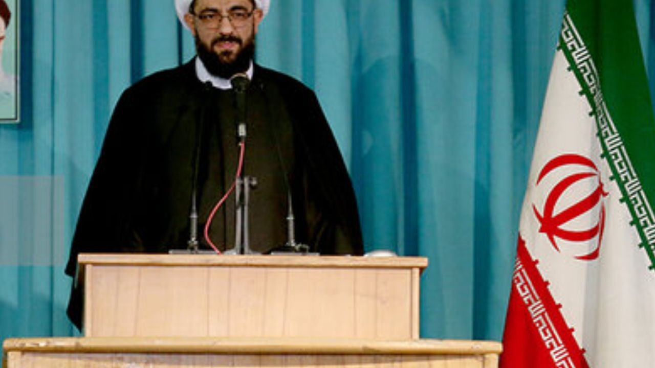 دولت در مورد گرانی‌های سرسام‌آور و بورس اقداماتی داشته باشد