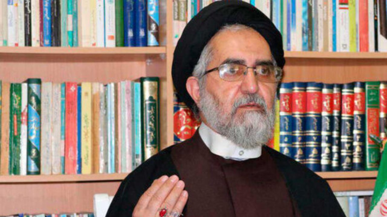 چرا خانواده‌ها نام فارسی و آریایی بر روی نوزادان خود می‌گذارند؟/ چه کسی باید جوابگوی رواج اسامی سخیف و بی‌محتوای گبری و غربی و مُحقّر باشد؟