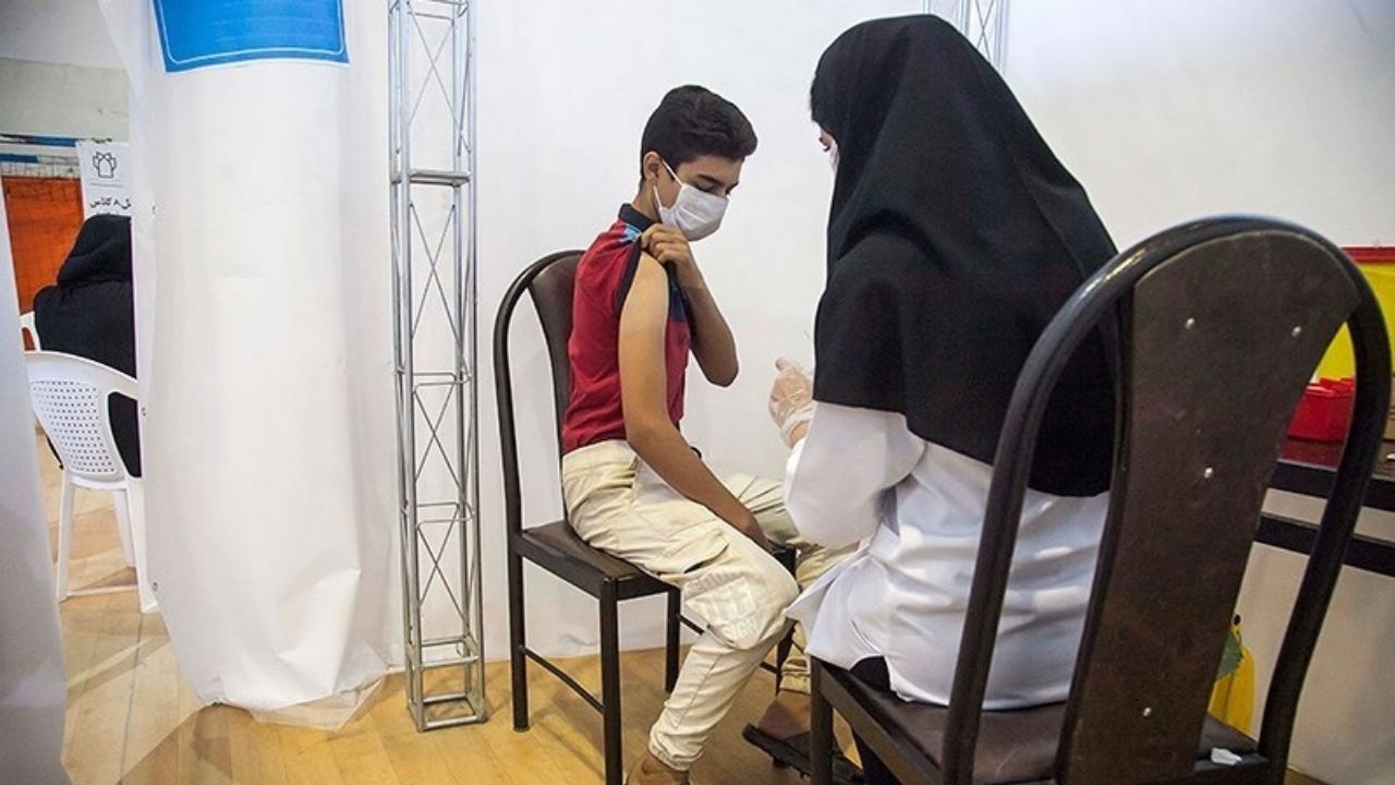 انجام 78 درصد واکسیناسیون دانش آموزان در خراسان رضوی
