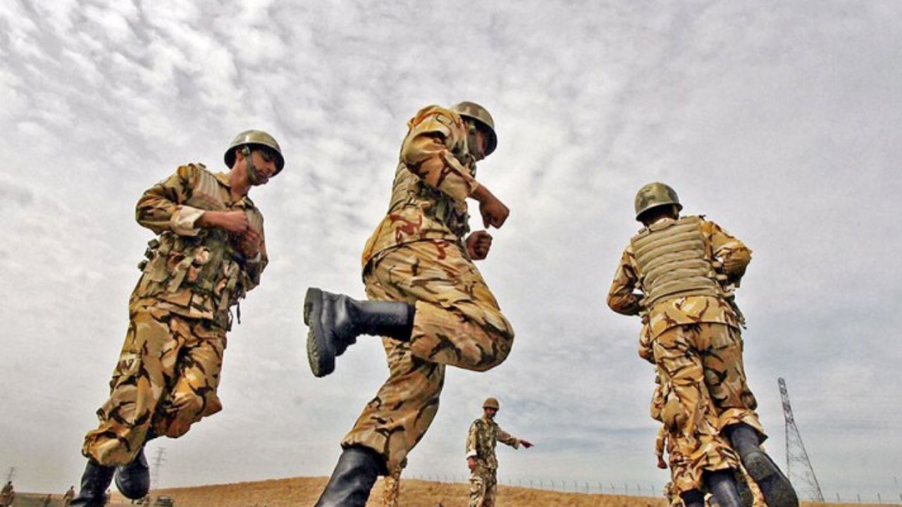 حفظ روحیه سربازان از اولویت‌های فرماندهان است