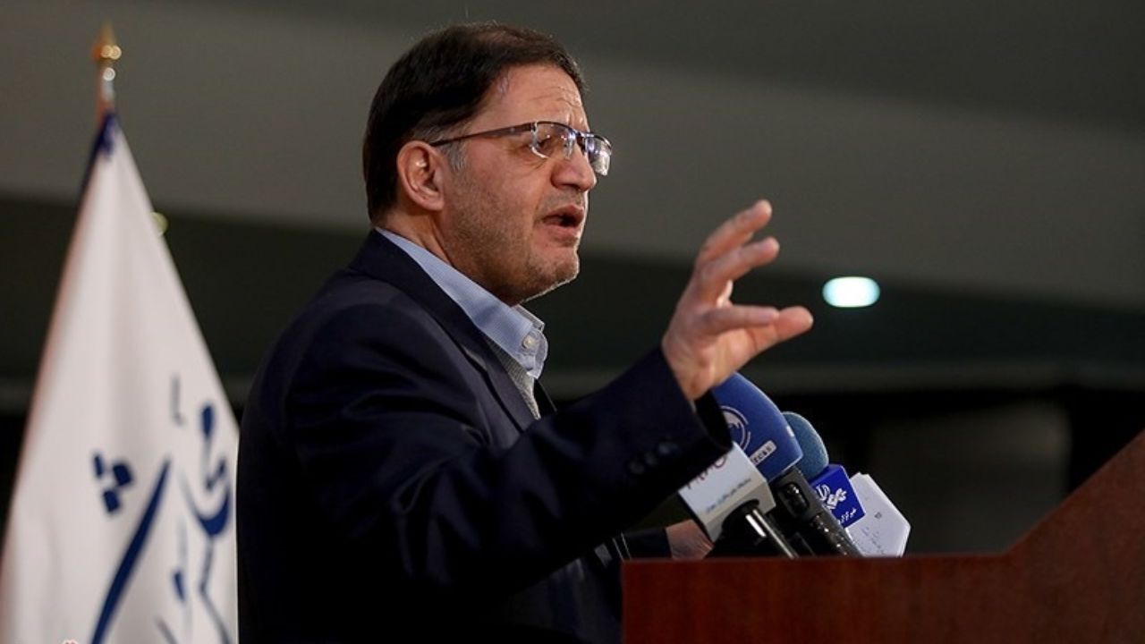 حقوق بازنشستگان کمتر از 2.5 میلیون سال آینده همسان می شود/ تعیین حداکثر پاداش پایان خدمت در سال 98، معادل 7 برابر حداقل حقوق و مزایا