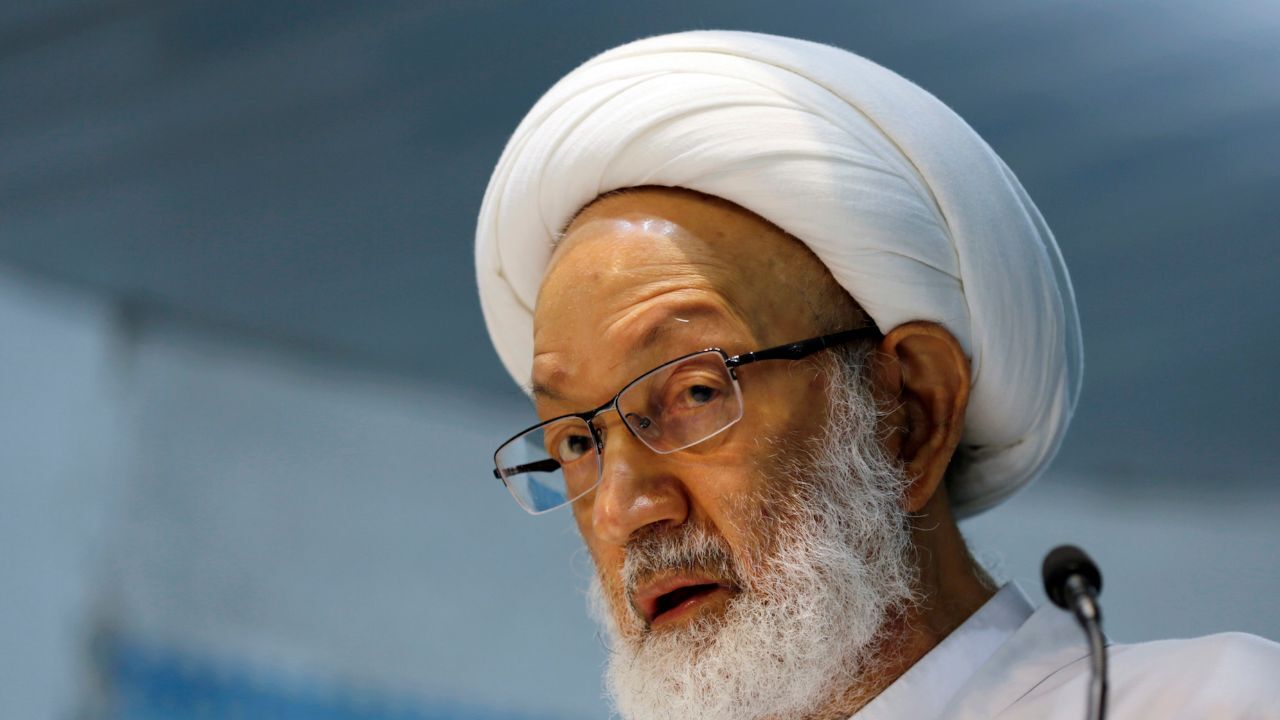 آیت‌الله عیسی قاسم به مشهد مقدس مشرف شد
