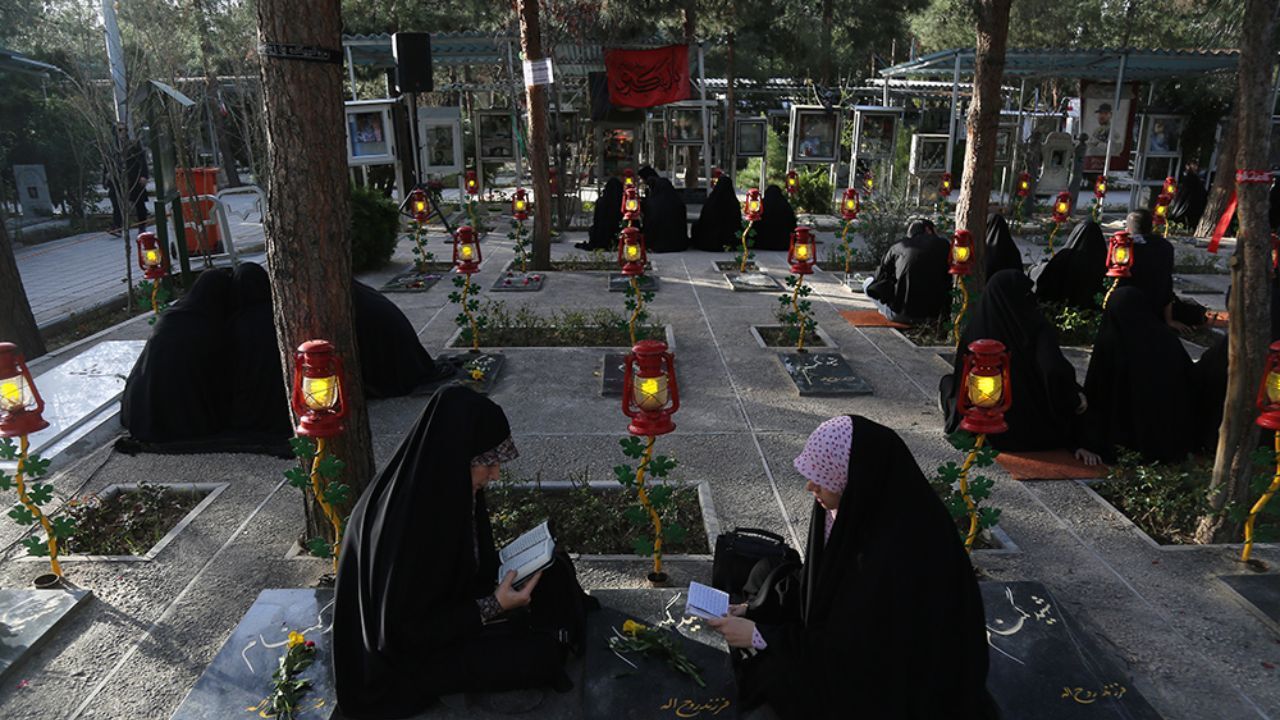یک آجر هم در قبور شهدا جابجا نمی‌شود