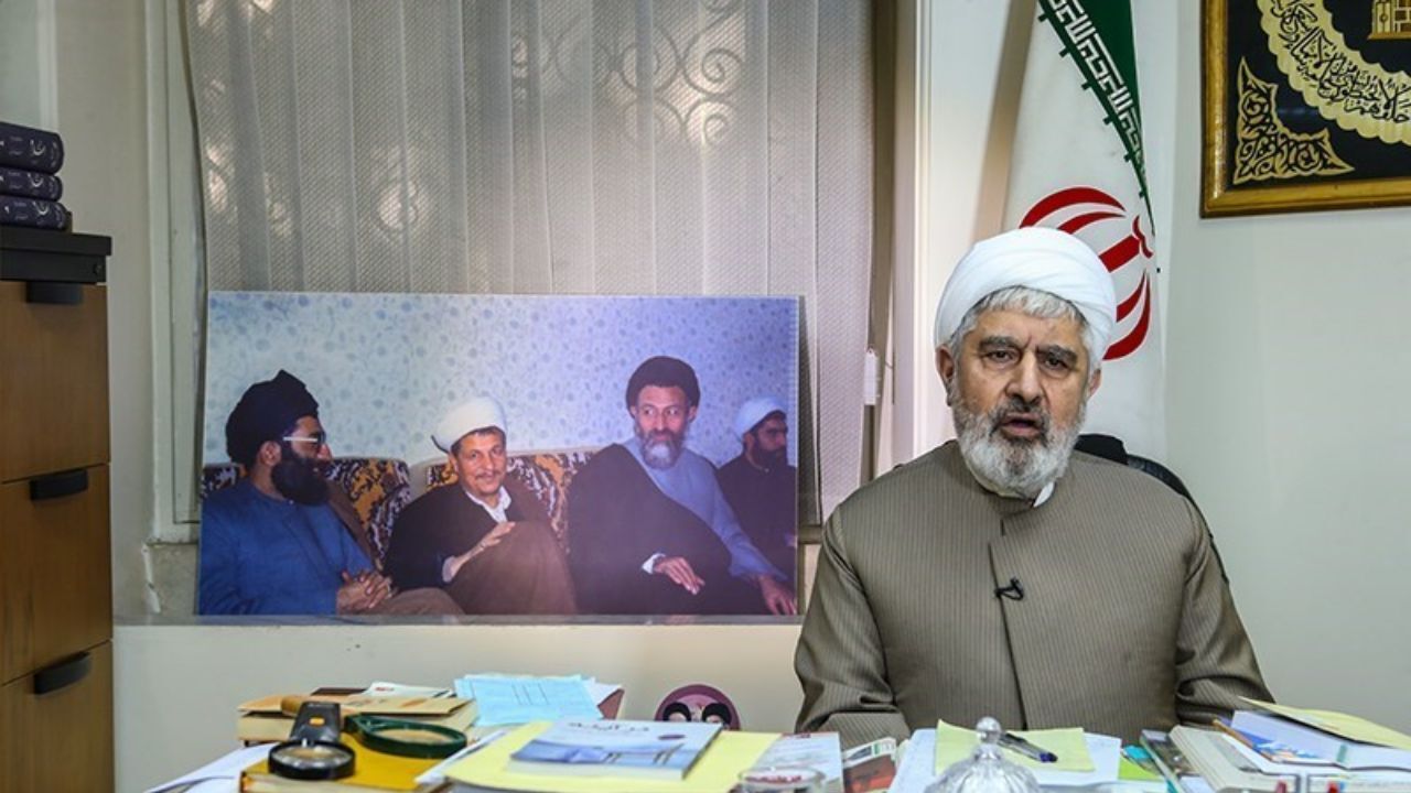 آقای مصباح یزدی سابقه خیلی کوتاهی پیش از انقلاب دارد /به چند دلیل مخالف بازرگان بودم که اشتباه کردم