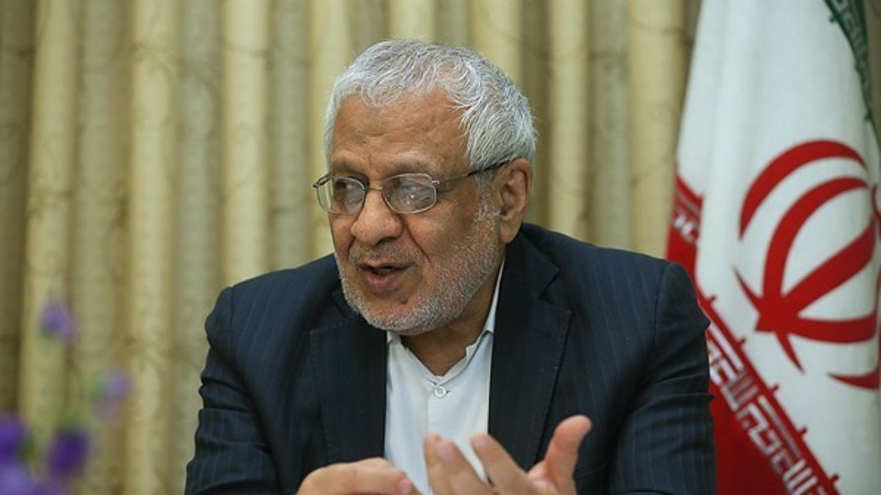 چهره پنهان انقلاب بودم، هایزر خیلی دلش می‌خواست من را بشناسد