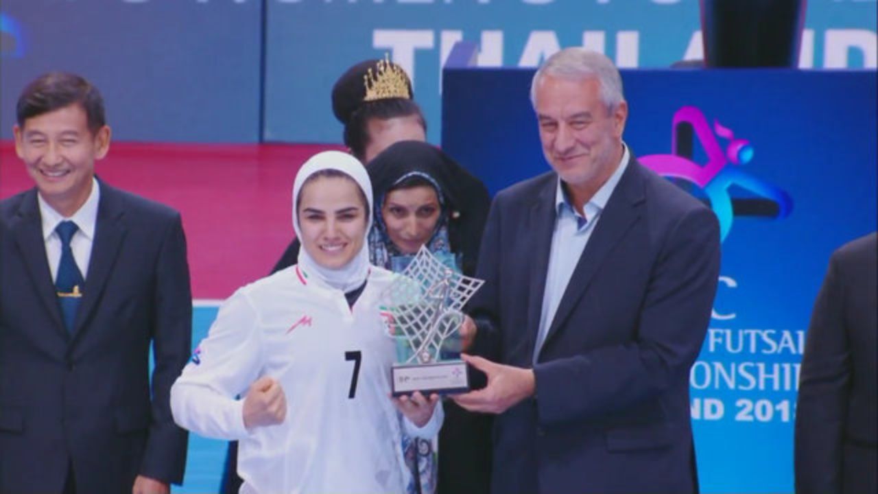 ترجیح می‌دهم در خدمت تیم ملی باشم