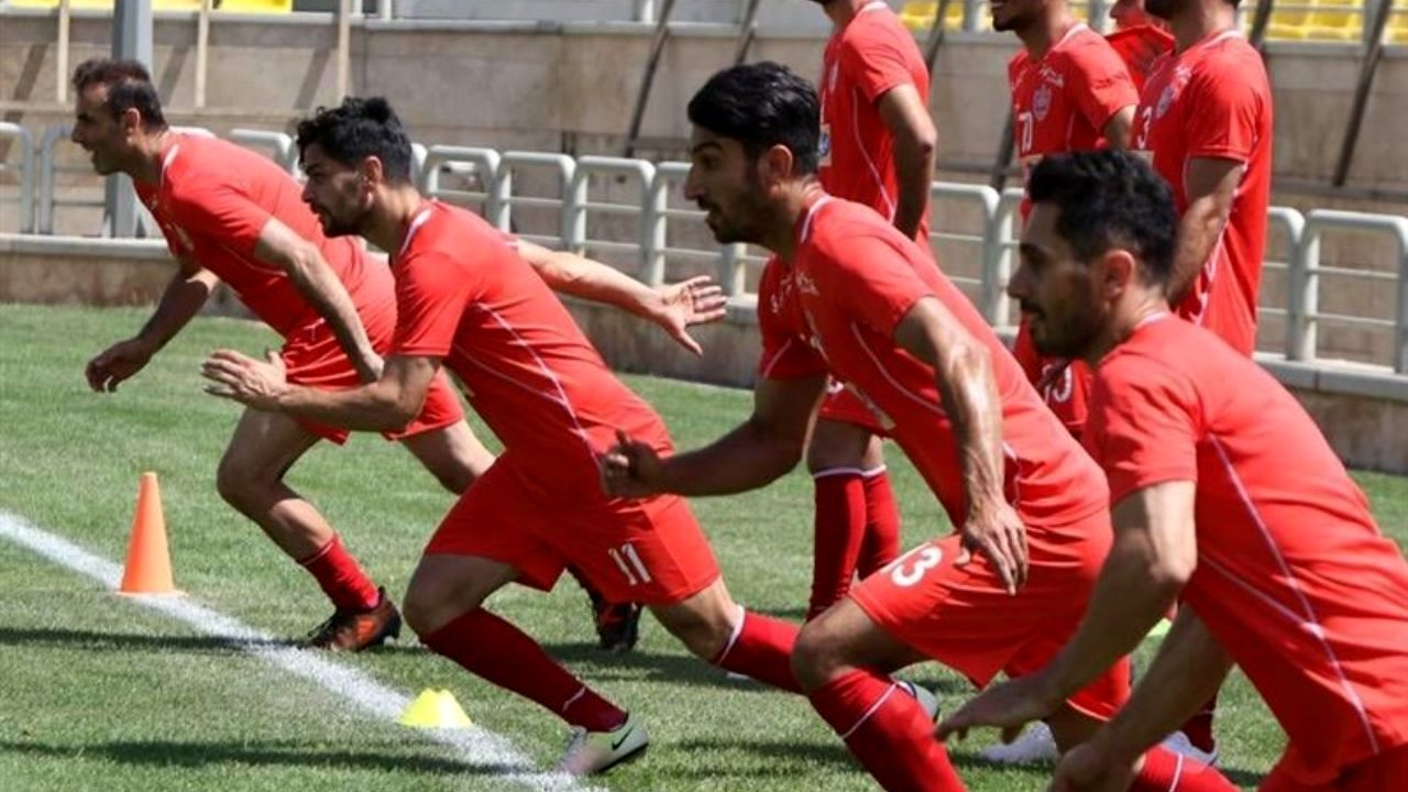 بازیکنان پرسپولیس تهدید کردند؛ پول ندهید تمرین نمی‌کنیم
