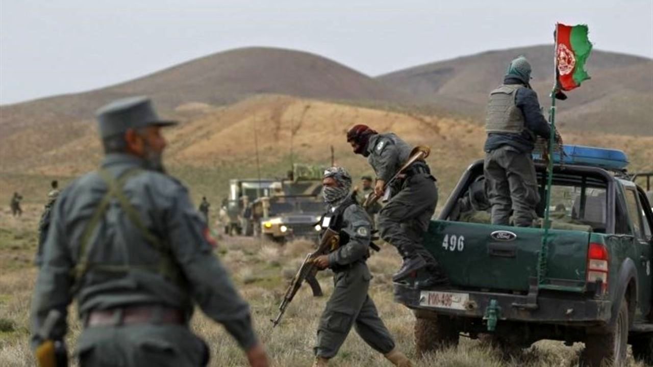 حملات طالبان به جنوب افغانستان بیش از سی کشته به‌جا گذاشت