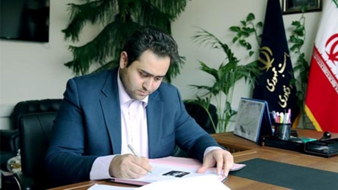 روحانی مظلوم‌ترین و تنهاترین رییس‌جمهوری ایران است/ نزدیکان رئیس‌جمهور فقط به فکر حفظ خود در قدرت بوده و هستند