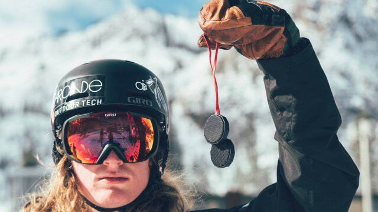 اسپیکر مکالمه تلفنی برای اسکی بازان ابداع شد