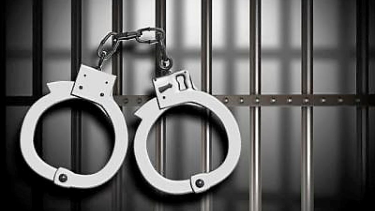 کشف 29 کیلوگرم تریاک از مسافران اتوبوس