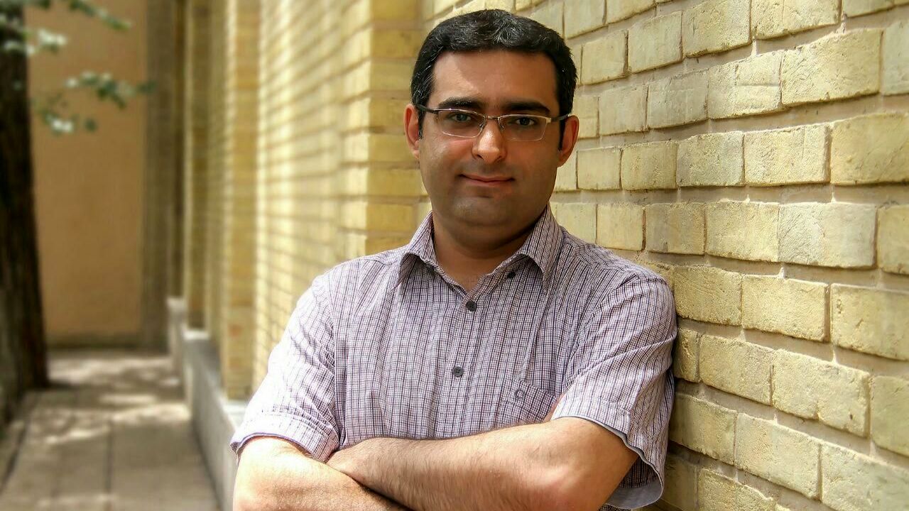 مدیریت فرهنگی می‌کوشد مین‌های کار گذاشته دیگران را خنثی کند/ ارشاد در مواجهه با نهادهای دیگر، در پی حل مقطعی مشکل است/ بدنه وزارت فرهنگ و ارشاد اسلامی اقتدار لازم را ندارد