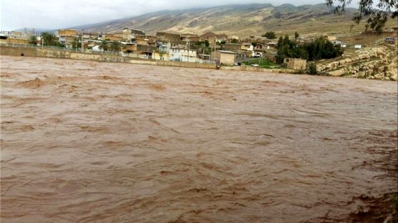 برق 40 روستای گلستان همچنان قطع است