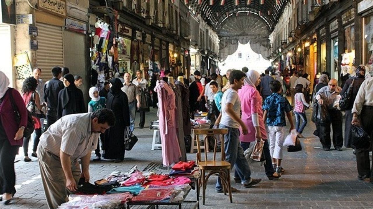 بازدید گردشگران فرانسوی، کانادایی و سوئیسی از لاذقیه