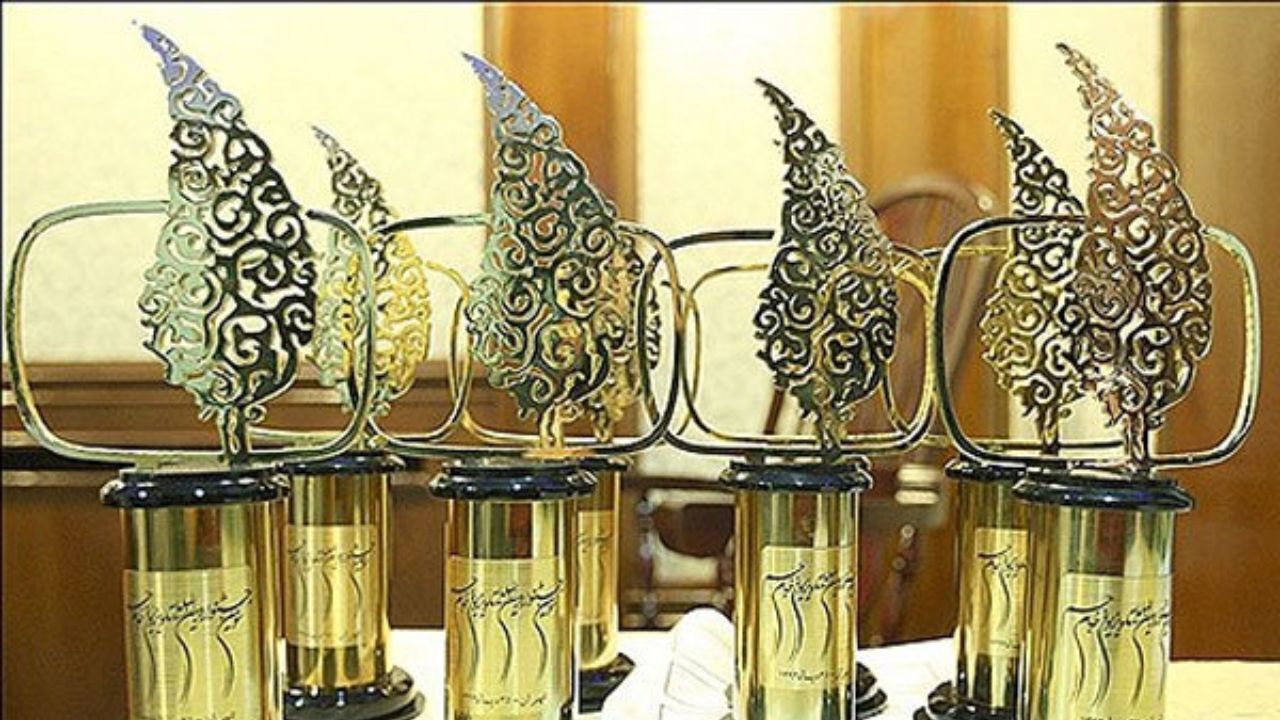 از نمایش پرتره سرقت‌شده چارلز دیکنز تا تشبیه جشنواره جام‌جم به مجلس ختم