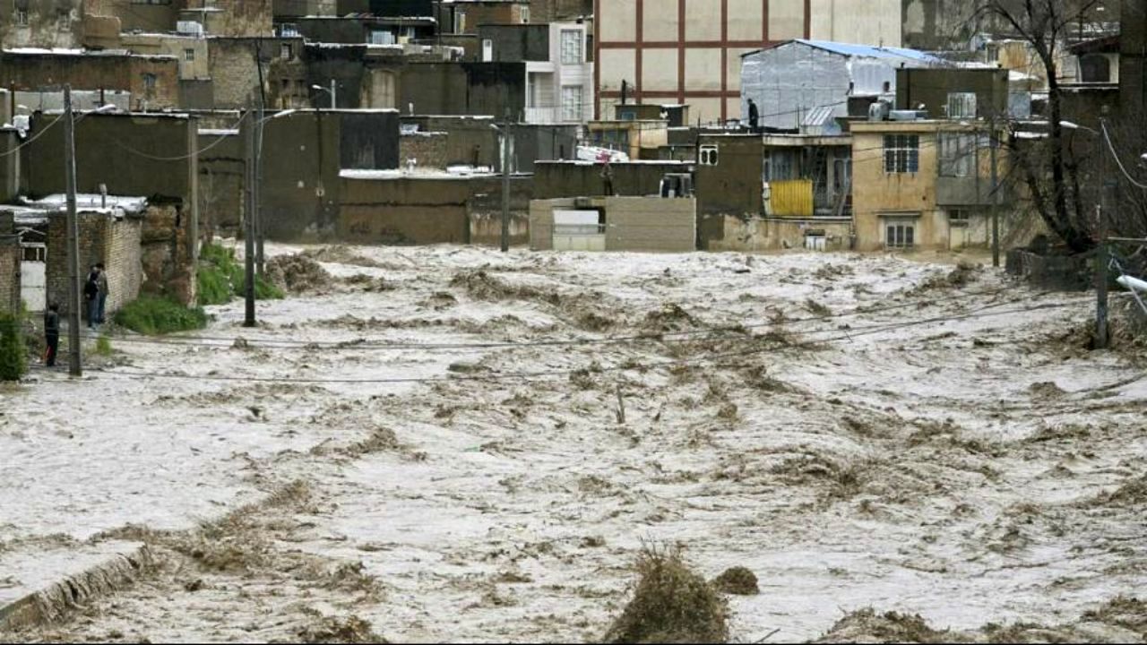 بعد از برآورد خسارات کمک بلاعوض به سیل‌ زدگان اهواز اعطا می‌شود