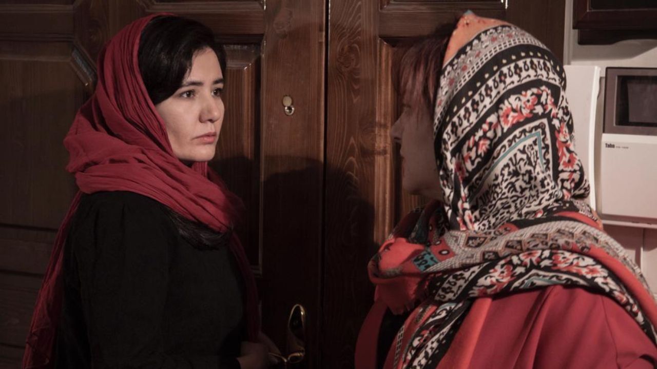 داستان کیک تولدی پرحاشیه