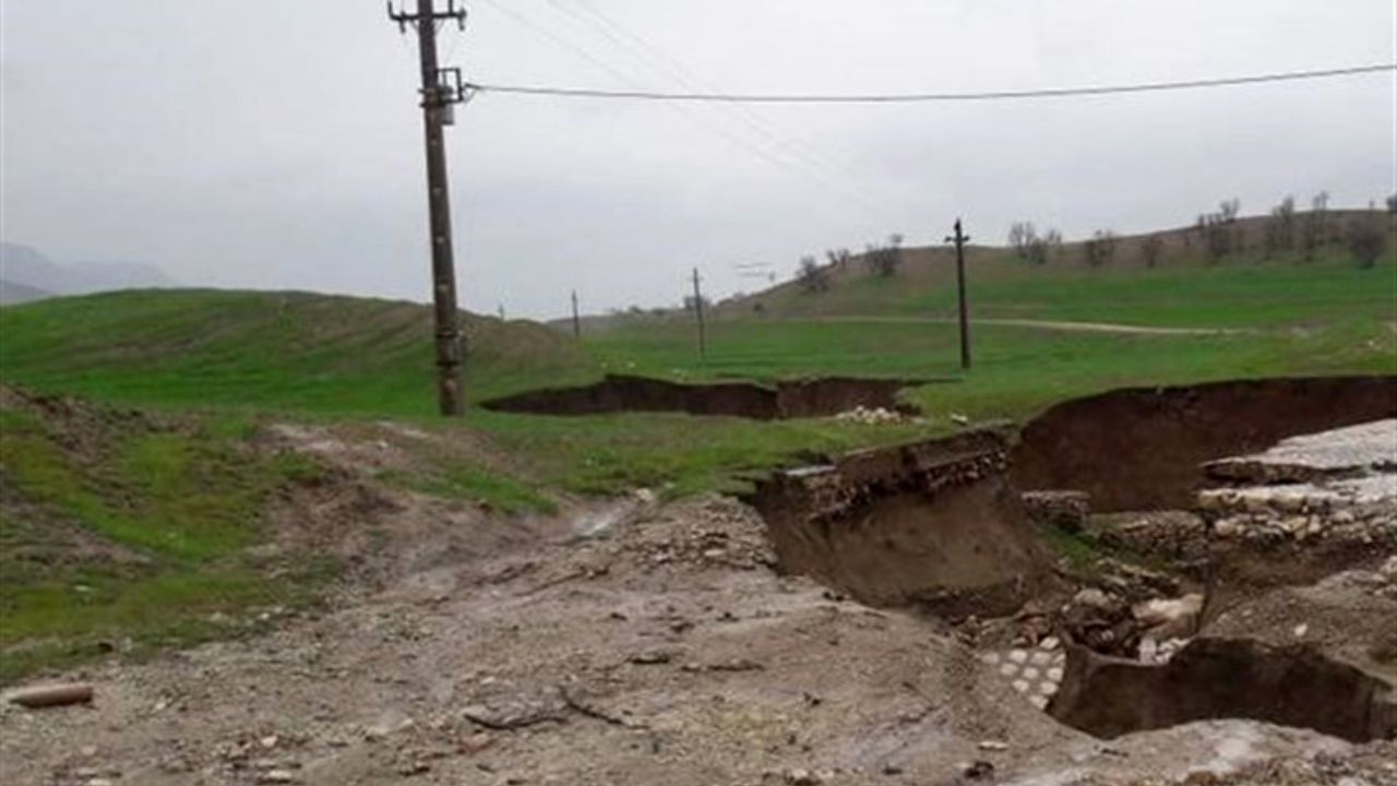 ساختمان جهاد کشاورزی در لرستان فروریخت + ویدئو