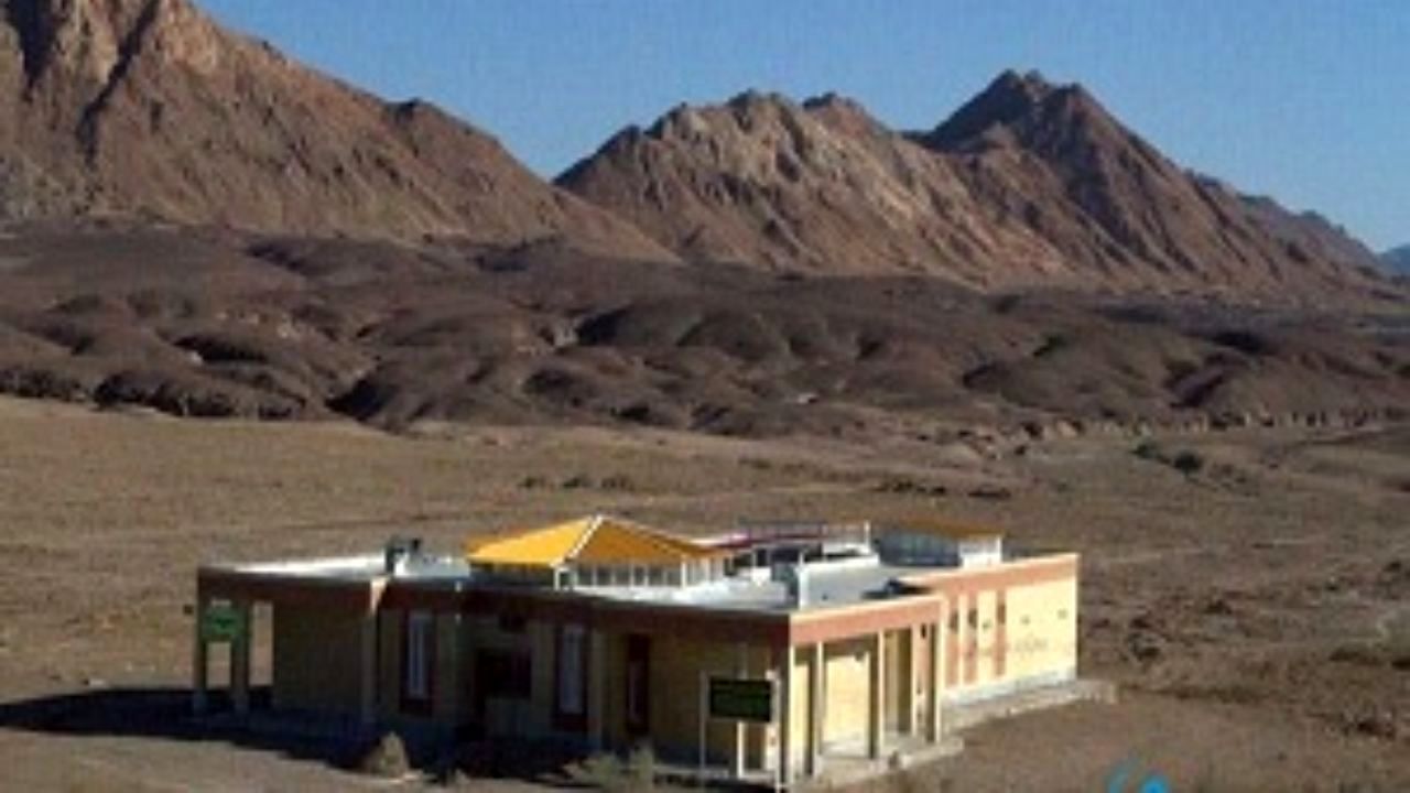 5 دانشجوی مفقود شده در آب گرم لوت نجات یافتند