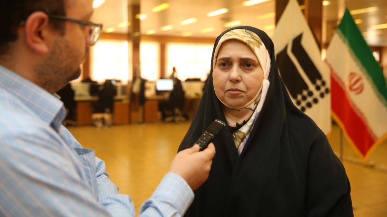 هلال احمر با ارتش و سپاه تقسیم کار کند