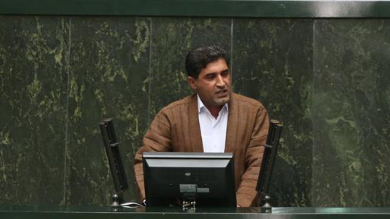 متولیان ساخت و ساز و آب، آینده کشور را به درآمد ناپایدار نفروشید