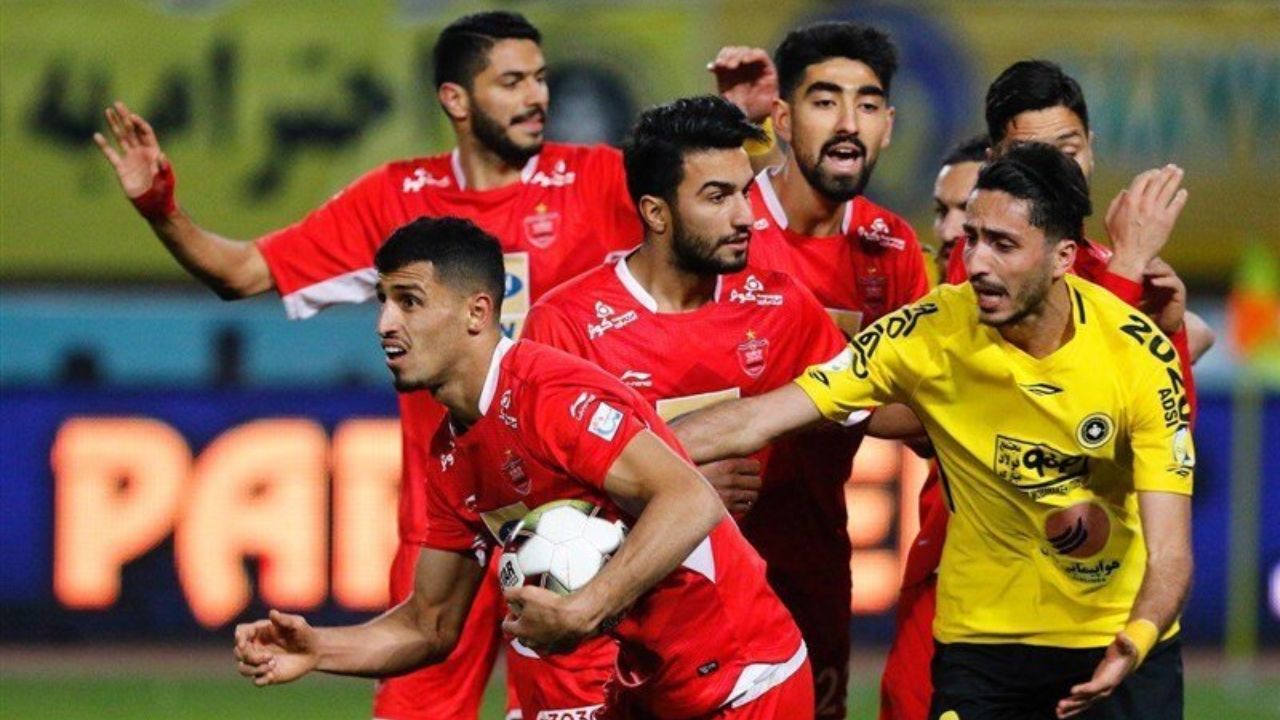 295 مصدوم و یک کشته در بازی سپاهان و پرسپولیس