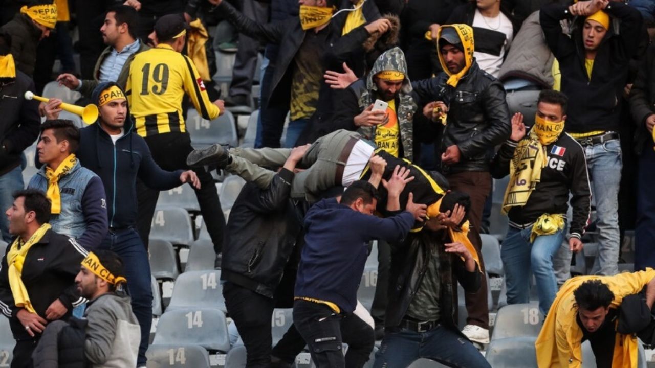 بازتاب حواشی دیدار پرسپولیس - سپاهان در رسانه‌های خارجی