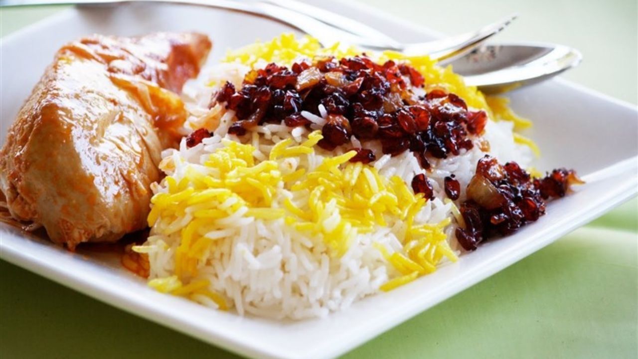 رستوران‌ها ماکیان خام را از مراکز معتبر و دارای مجوز تهیه کنند