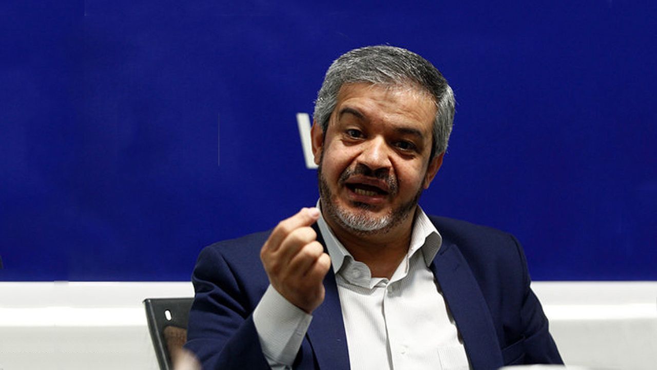 عدم تمدید معافیت کشورها برای خرید نفت تاثیر سنگینی بر اقتصادمان نمی‌گذارد/ کاهش وابستگی به نفت جزو اهداف دولت و مجلس است/ هدف آمریکا محدود و کنترل کردن درآمد ایران است/ زنگنه اطمینان داد که آمریکا نمی‌تواند فروش نفت را به زیر یک میلیون بشکه برساند
