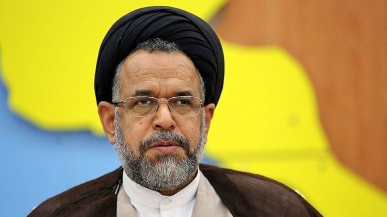 انتظار از برخی افراد درون نظام پرهیز از دروغ‌پردازی است/ تقویت حمایت‌های مردمی از مسئولان ضروری است