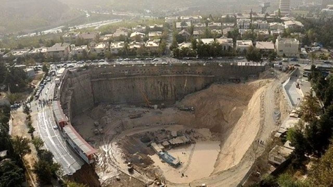 طراحی جدید بنای گود برج میلاد 20 هزار متر کاهش یافته است
