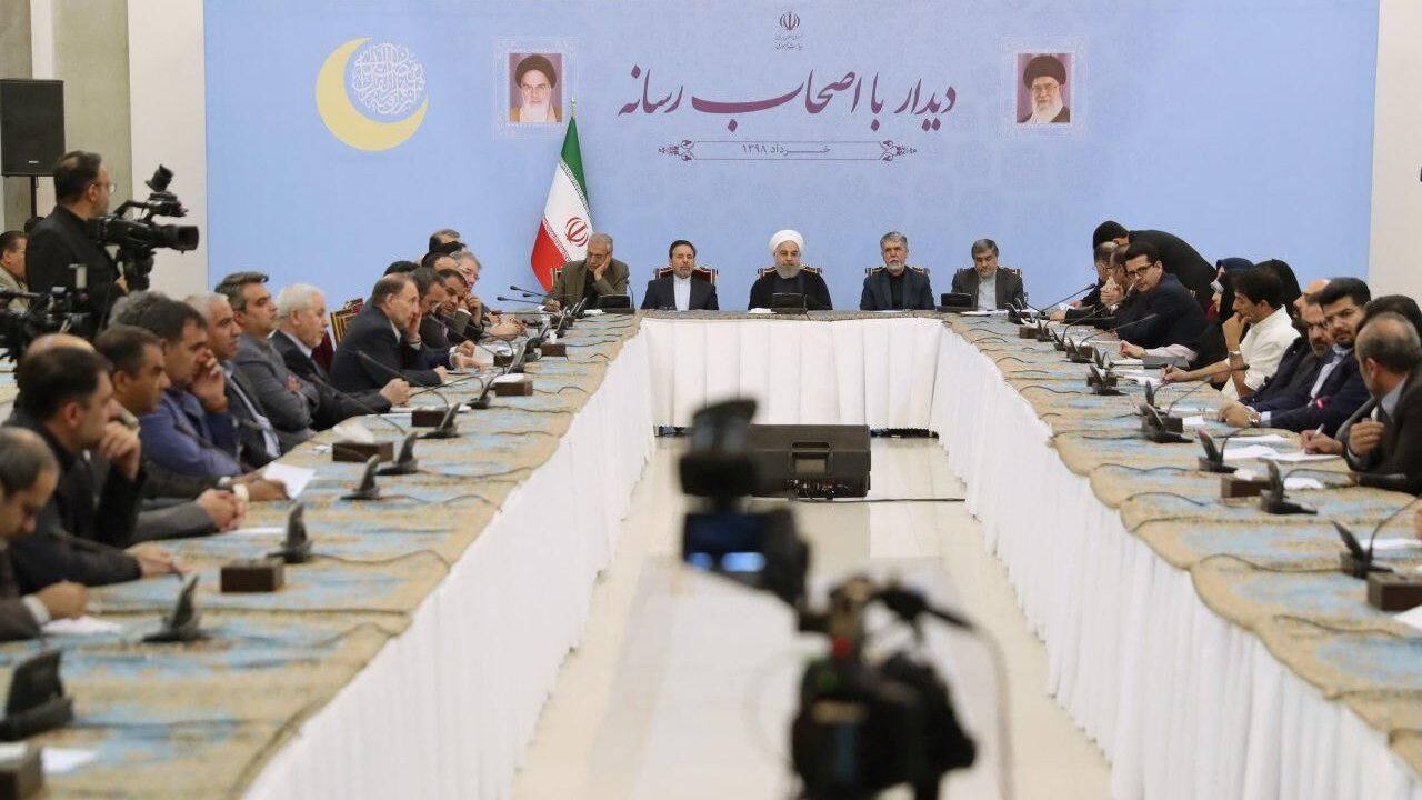 حاشیه‌سازی‌ها پیرامون سخنان اخیر رئیس‌جمهور؛ دلایل مخالفت اصولگرایان با رفراندوم چیست؟