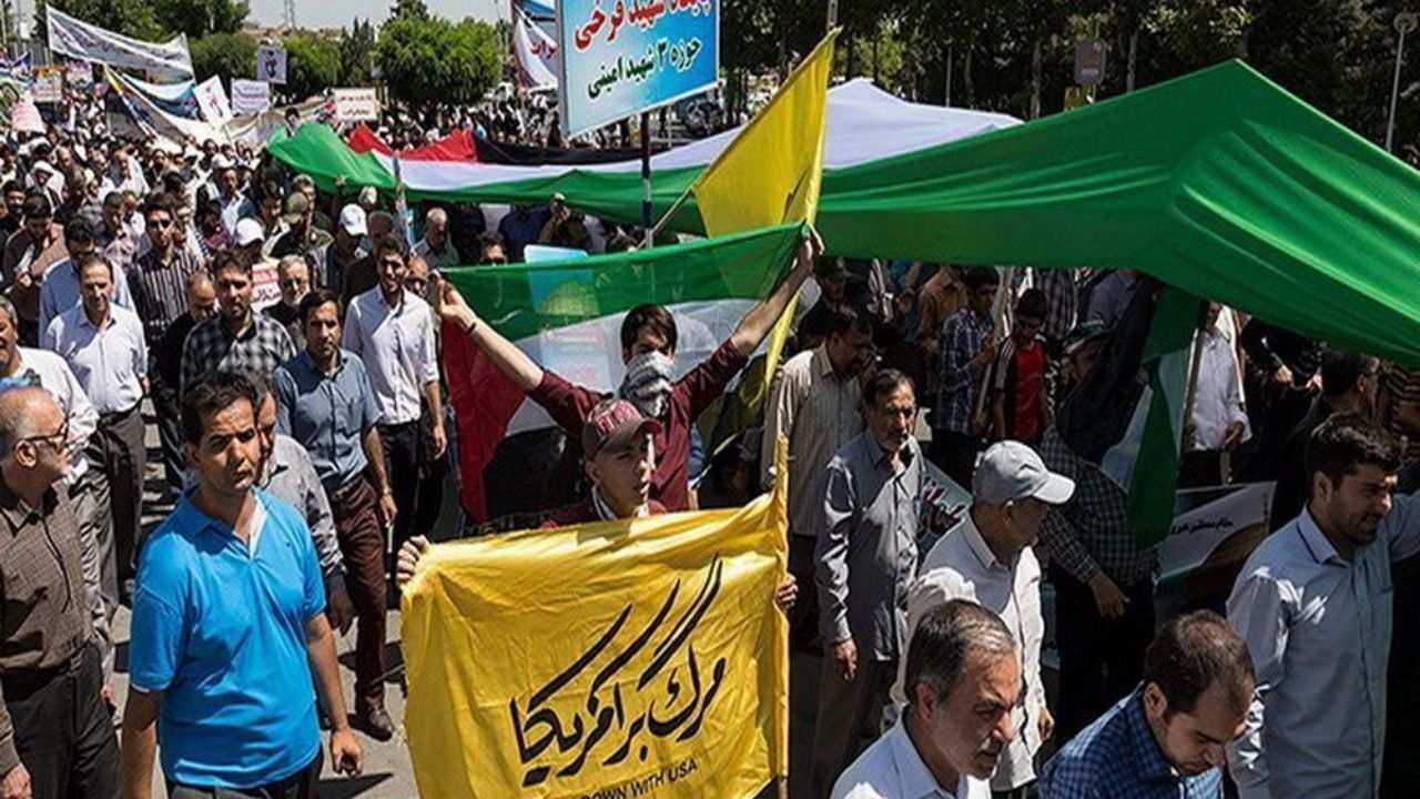 مراسم روز جهانی قدس در سراسر کشور برگزار شد/ روحانی: بی‌تردید موضوع معامله قرن نیز به ورشکستگی قرن تبدیل می‌شود/ ناطق نوری: براساس مکتب‌مان هیچ‌گاه حمله کننده نیستیم