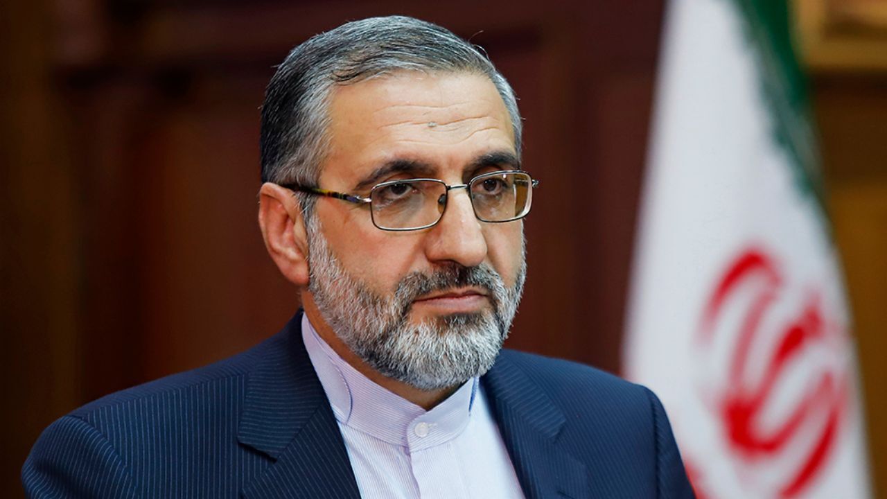 مسئولیت‌مان روشن کردن تکلیف پرونده قتل است/ قرائنی درباره ارتباط میترا استاد با نهادهای امنیتی وجود ندارد/ فعلا مسئولیت‌مان این است که تکلیف پرونده قتل را روشن کنیم/ از نیامدن مهناز افشار تلقی فرار نداریم