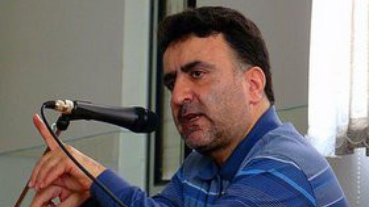 نباید به هر قیمت در انتخابات حاضر شویم/ اصولگرایان به این نتیجه می‌رسند که اداره کشور با مشی اصلاحی ممکن نیست/ منافع بسیاری از دولتمردان در این است که فضای سیاسی کشور بسته باشد/ وقتی در پی منافع خود باشید دیگر منفعت مردم را نمی‌بینید/ امروز دیگر به لیست ا