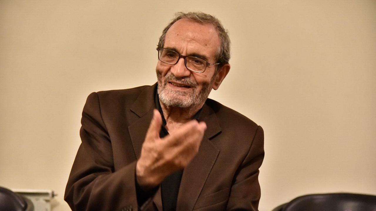 به دانشگاه اعتماد شود، اساتید و دانشجویان با جان و دل کار می‌کنند/ همه باید در دانشگاه احساس کنند که برابر هستند/ دانشجو با معیار توانایی علمی سنجیده می‌شود نه مسائل سیاسی