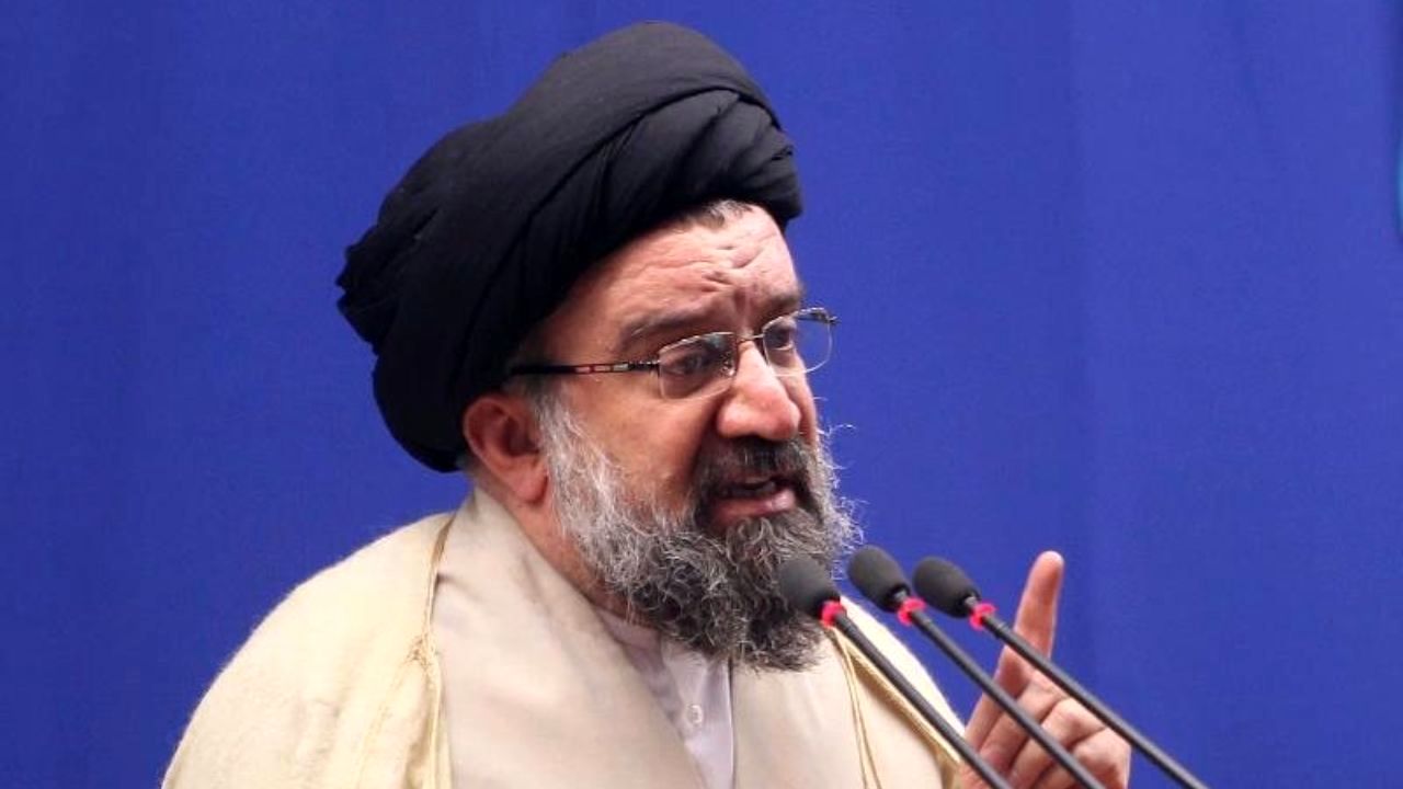 خدای سبب‌ساز 40 سال انقلاب ما را حفظ کرده است