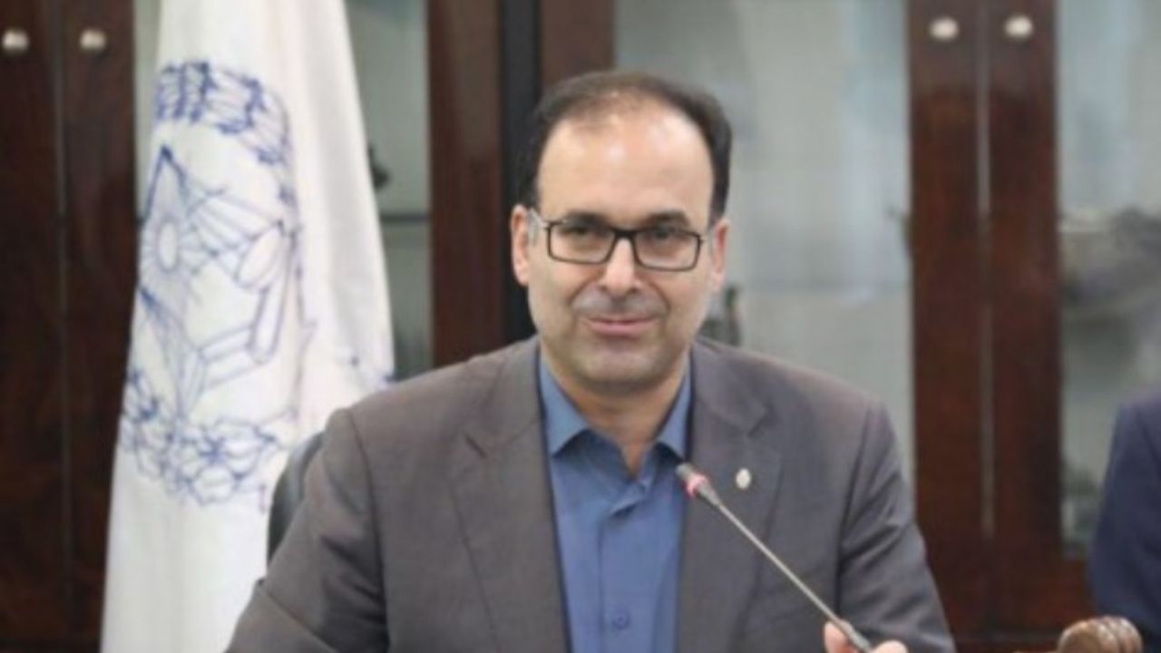 مجوز‌ها و اعطای وام‌ها باید شفاف باشد